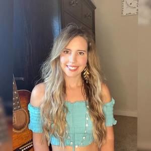 Meet your Posher, Candice